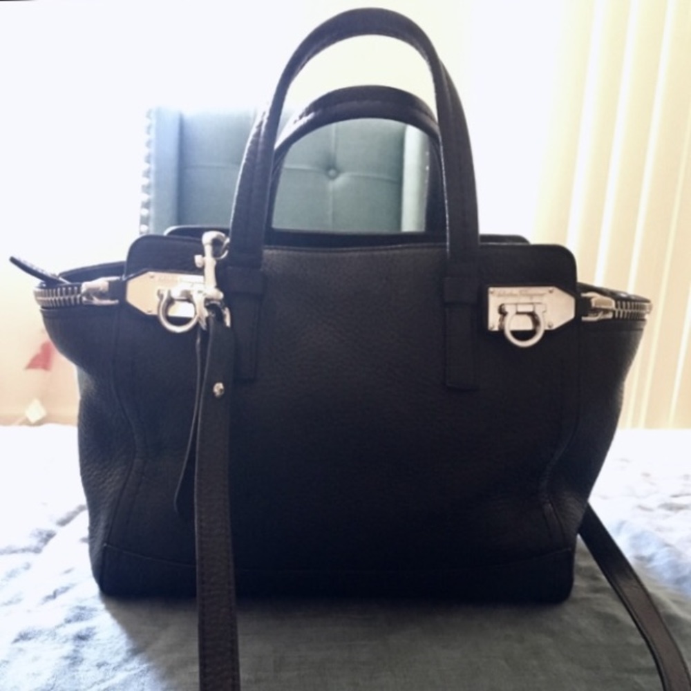 ❌SOLD❌ Salvatore Ferragamo Verve Satchel Crossbody